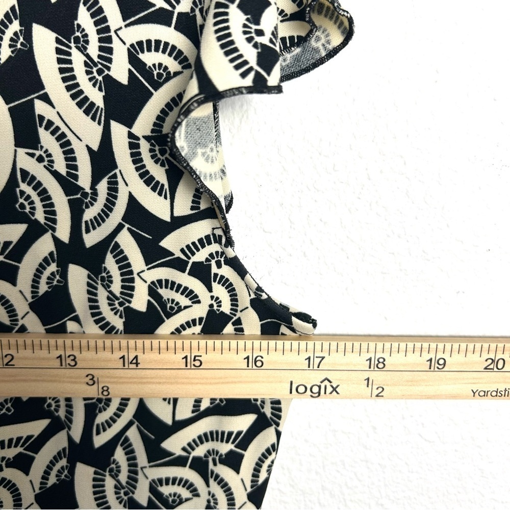 BCBG Max Azria Fan Midi Dress Cap Sleeve Ruffle Hem Black Cream Size Medium - Picture 7 of 12